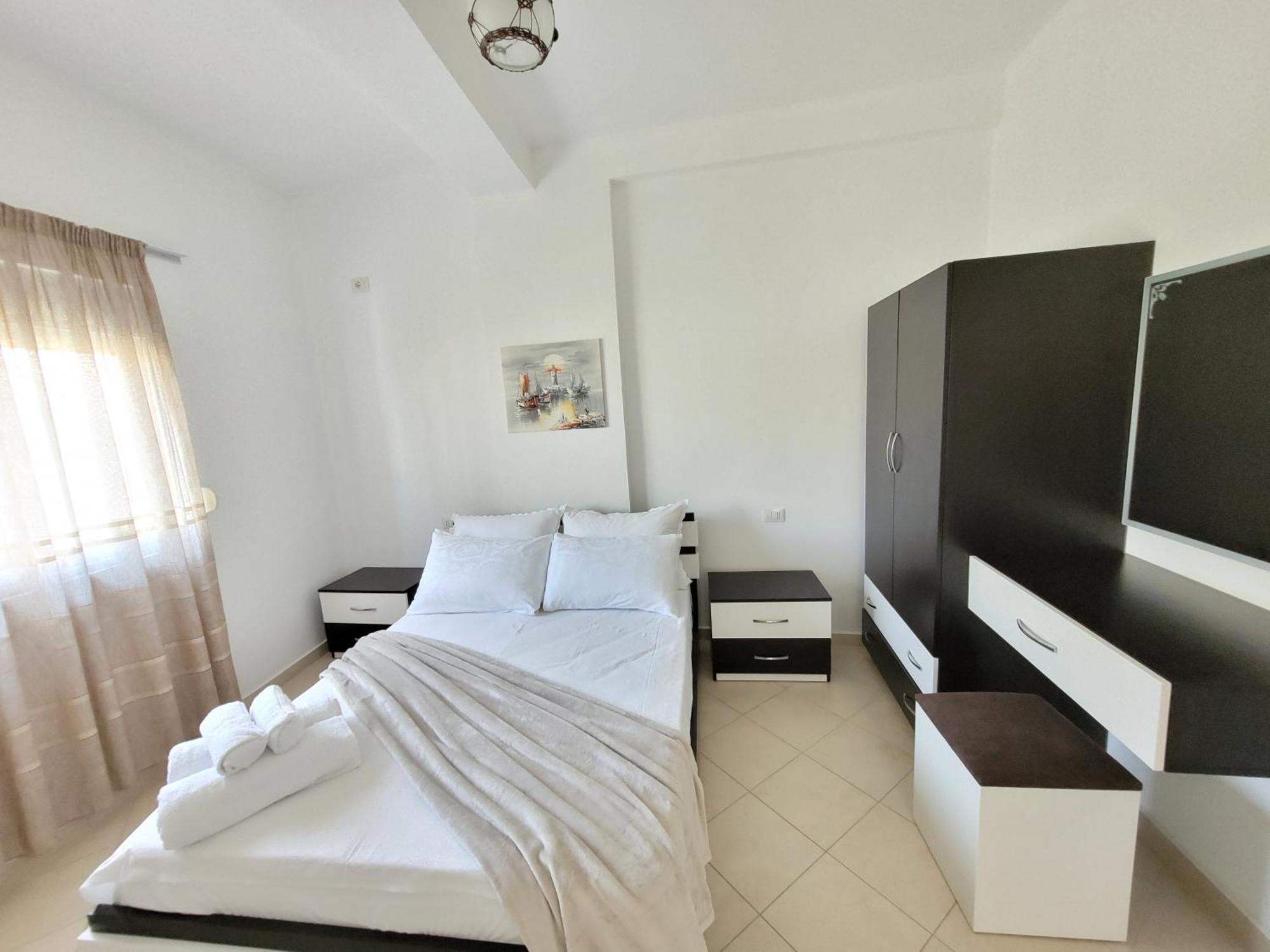 Parid Appartments Sarandë Exterior foto